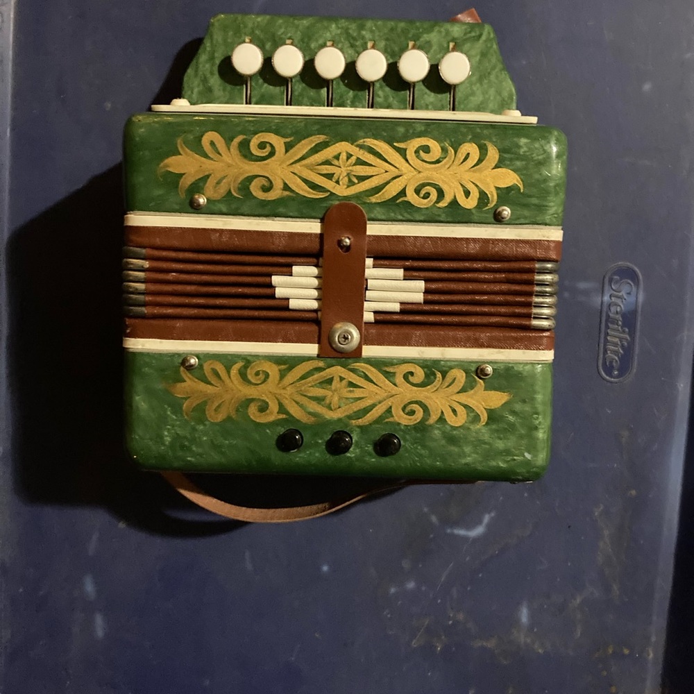 Instrument